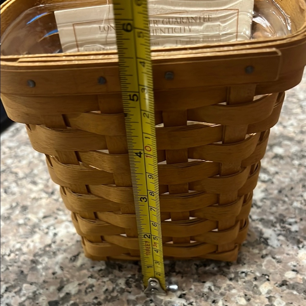 Woven Tan Basket with Lid - Picture 12 of 12